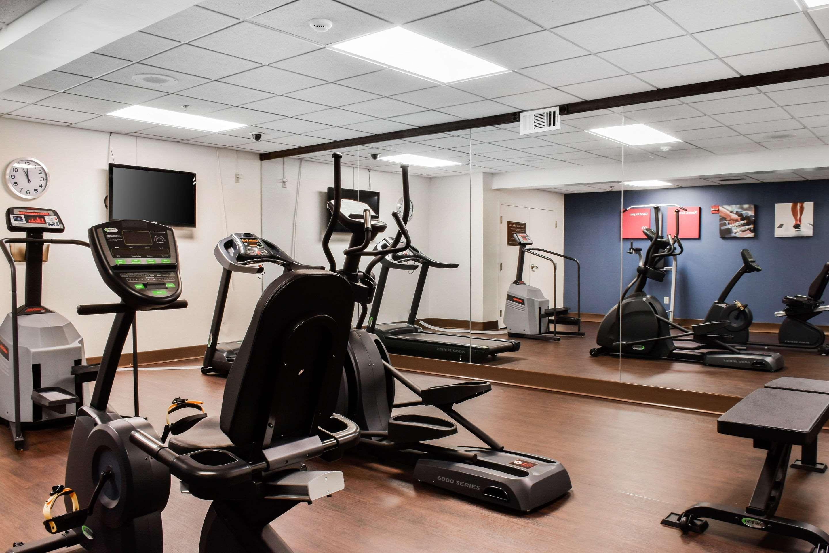 Comfort Suites Downtown Карлайл Екстериор снимка
